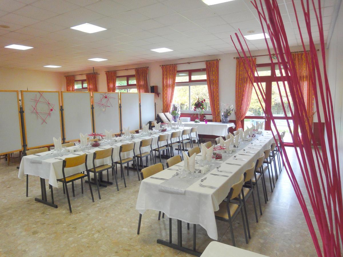 Hotel Restaurant La Grenouillere Vitré Exterior foto